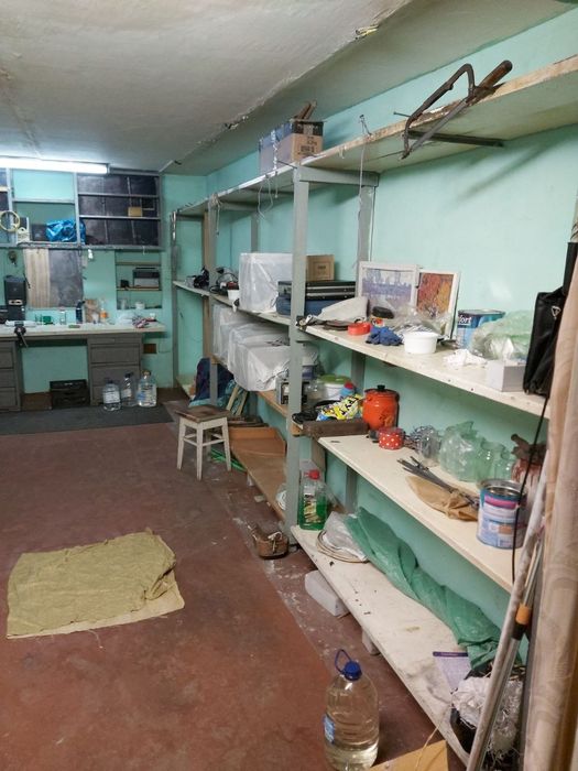 Продам гараж район Победы 6