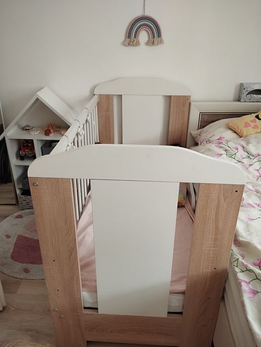 Drewniane łóżeczko dziecięce 120 x 60  z materacem