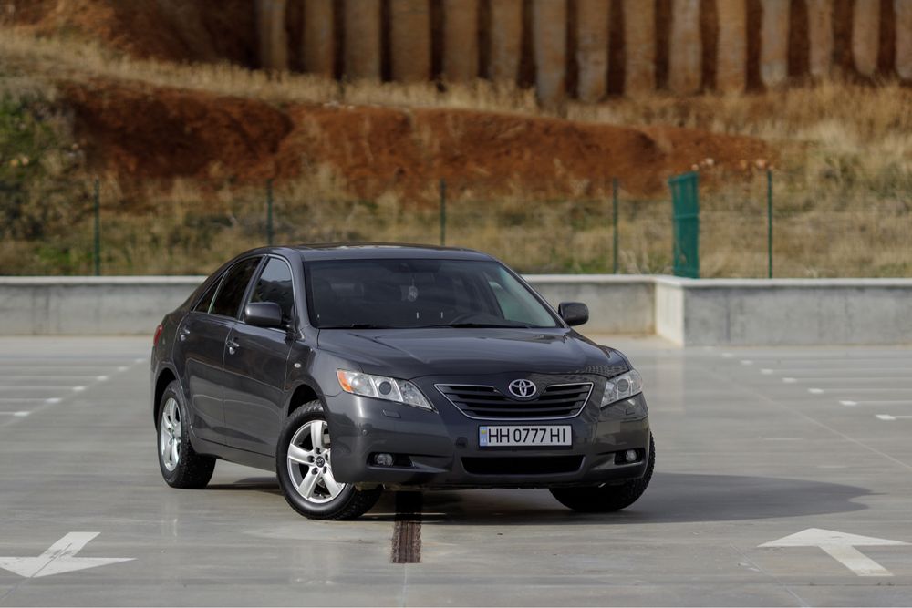 Toyota Camry 2007 г. - Прокат | Аренда авто / 2,4л. / бензин / автомат