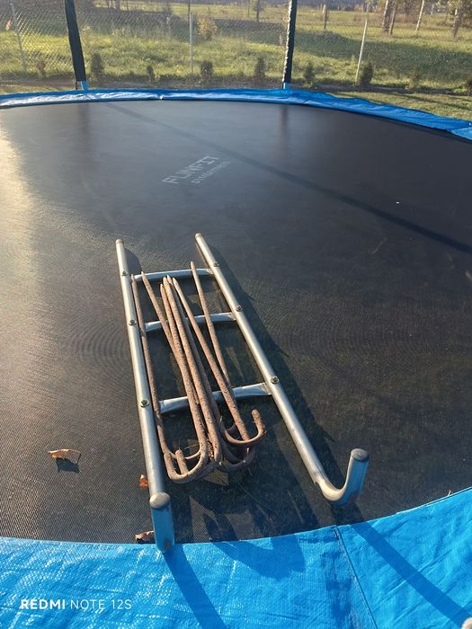 Trampolina ogrodowa