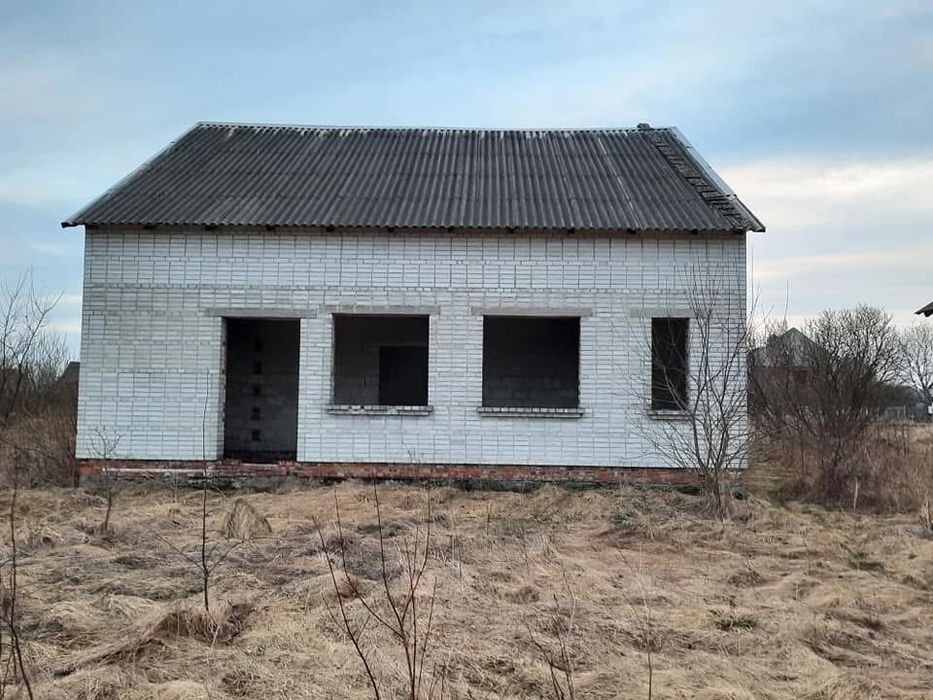 Незавершене будівництво