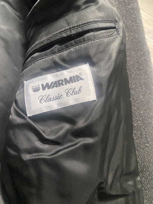 Krótki ocieplany płaszcz męski