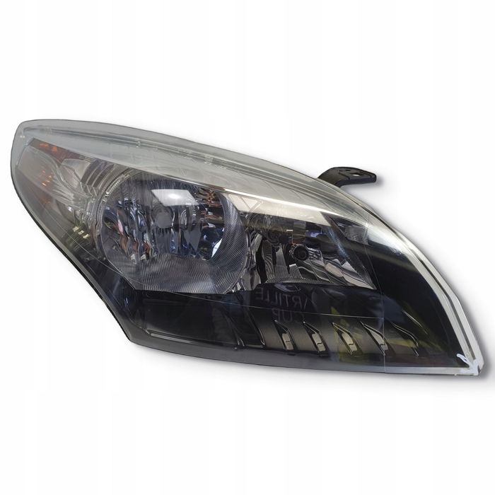 LAMPA PRAWA Renault Megane III GT LIFT COUPE prawy przód EUROPA 260101010R