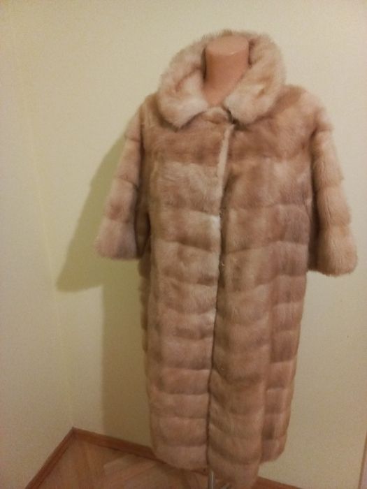 Норкова шуба, беж, Канада.