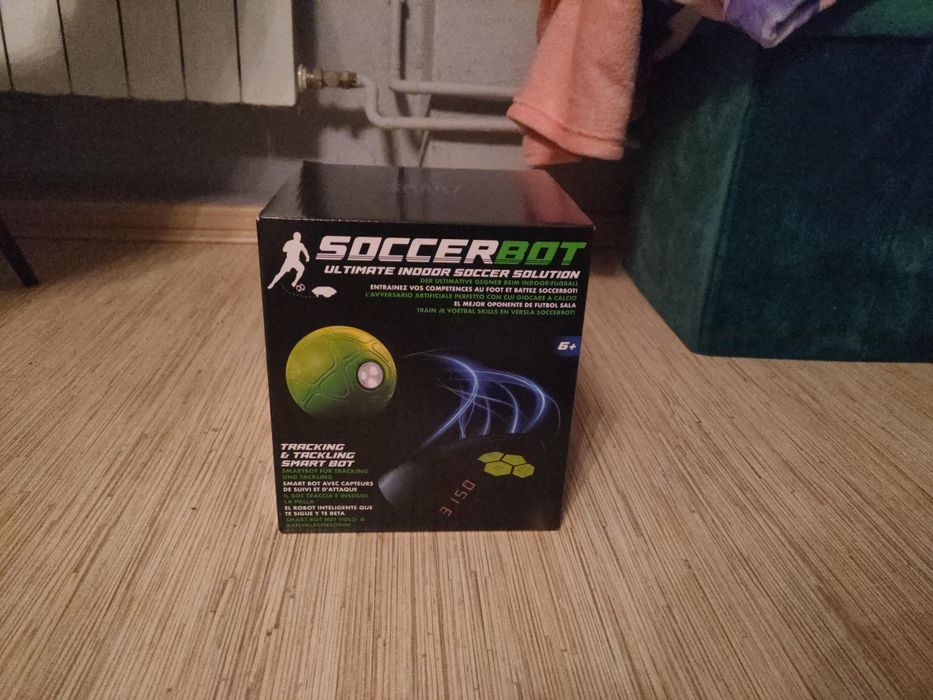 EPEE SOCCERBOT Inteligentny robot do gry w piłkę nożną z dziećmi nowy!