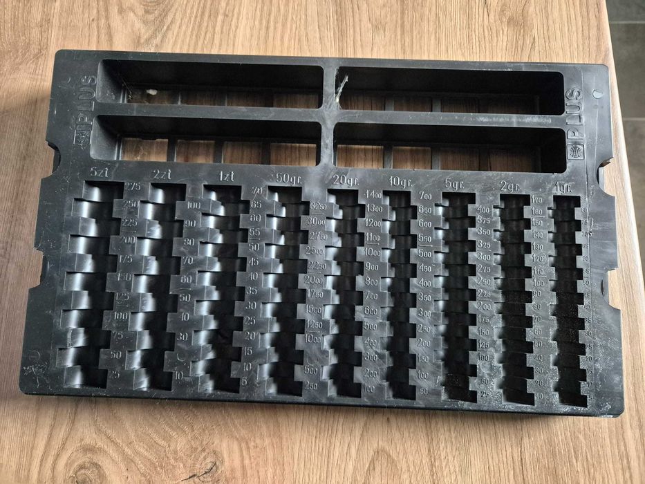 Tacka na bilon i banknoty