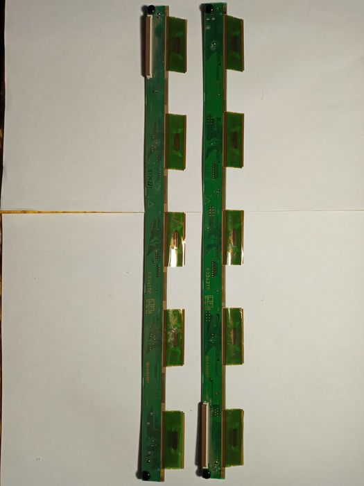 AKAI FL3210H майн