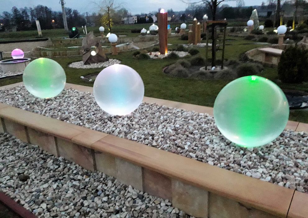 FONTANNY ogrodowe. Fontanna. Kula szklana 60 cm. Kule szklane. LED