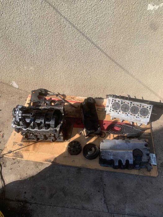 Блок цилиндра двигателя Фольксваген Кадди 2010г1.6тди,маркировка CAY