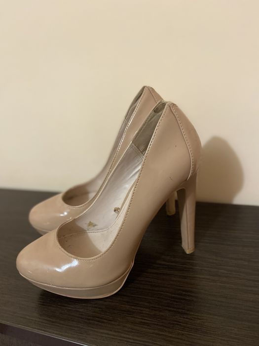 Туфлі Stradivarius в дуже гарному стані
