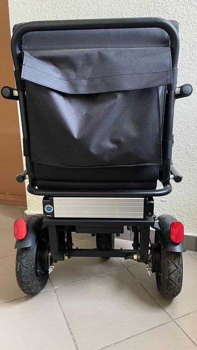 електроскутер для людей з обмеженими можливостями та літніх людей