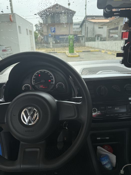 Volkswagen Up 2015