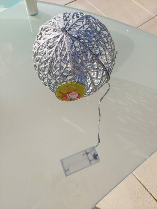 Bola decoração com luzes
