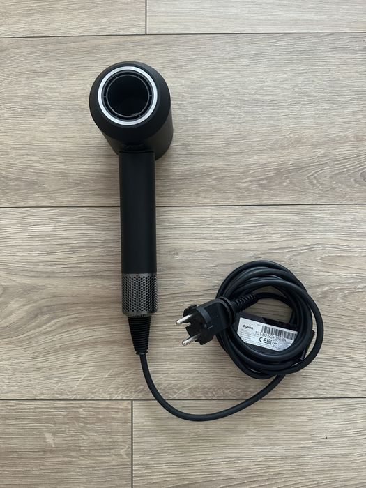 Suszarka Dyson Supersonic HD07 czerń/nikiel - stan idealny + etui
