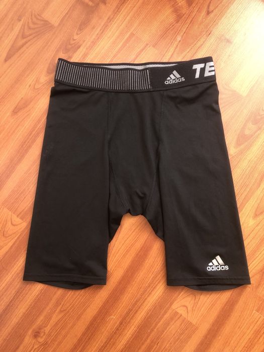 Компрессионные, термо шорты Adidas TECHFIT , оригинал