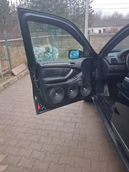 Продам е53 або х5 2004року