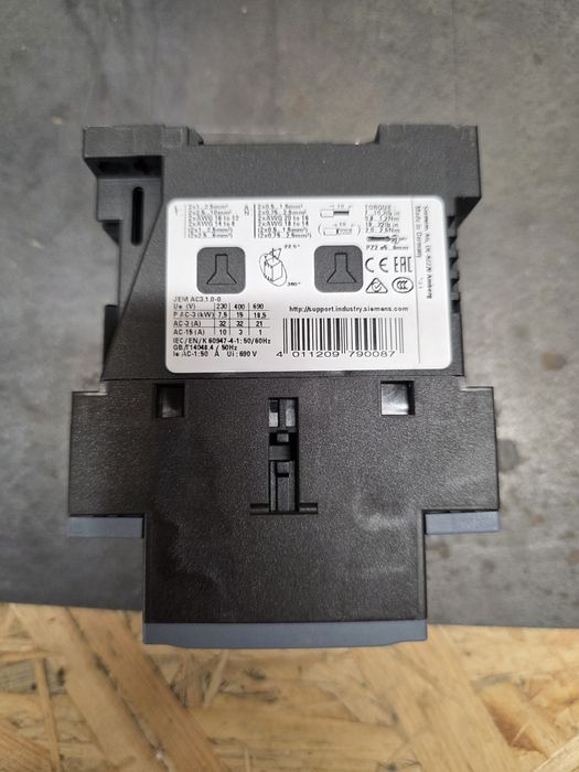 Stycznik Siemens 3RT2027-1BB40 | 24V DC