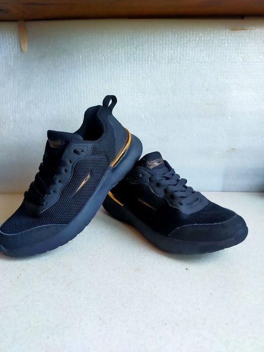 Buty sportowe sneakersy Sprandi 37 jak nowe