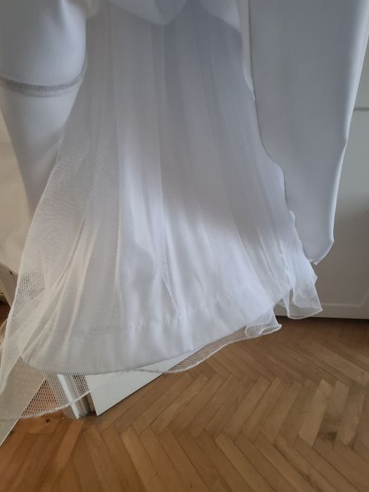 Piękna sukienka komunijna