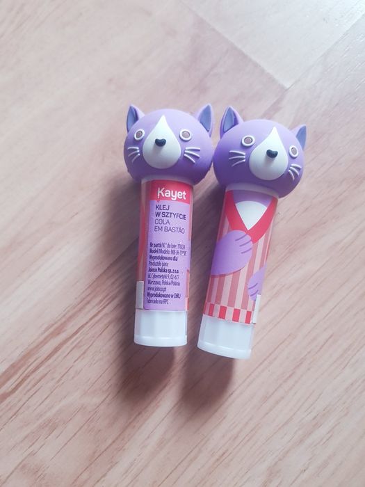 Nowy klej w sztywcie marki Kayet , 2 sztuk