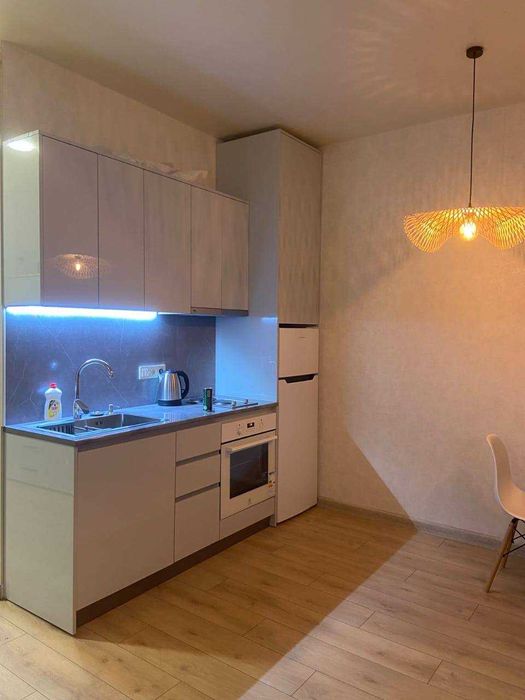 Продається студія на Алєї Героїв, Грузія, Батумі