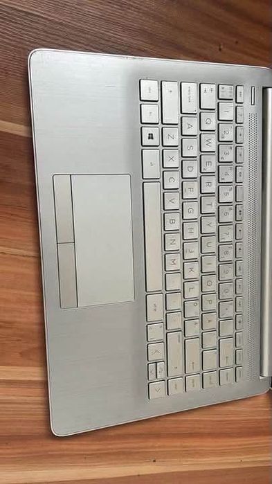 Laptop HP 14-DK0850 Ryzen 5 3500U zbita matryca