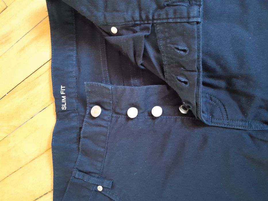 Spodnie chłopięce.