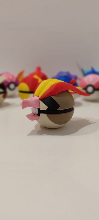 Pidgeot pokeball pokemon 3d