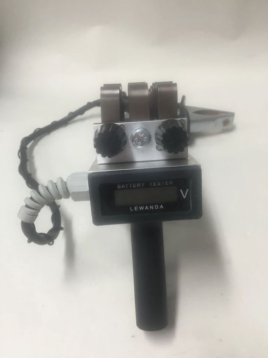 Ręczny tester akumulatorów rozruchowych Lewanda A-600 Profesional PL