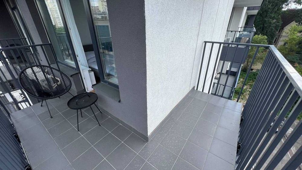 Номер студія з балконом