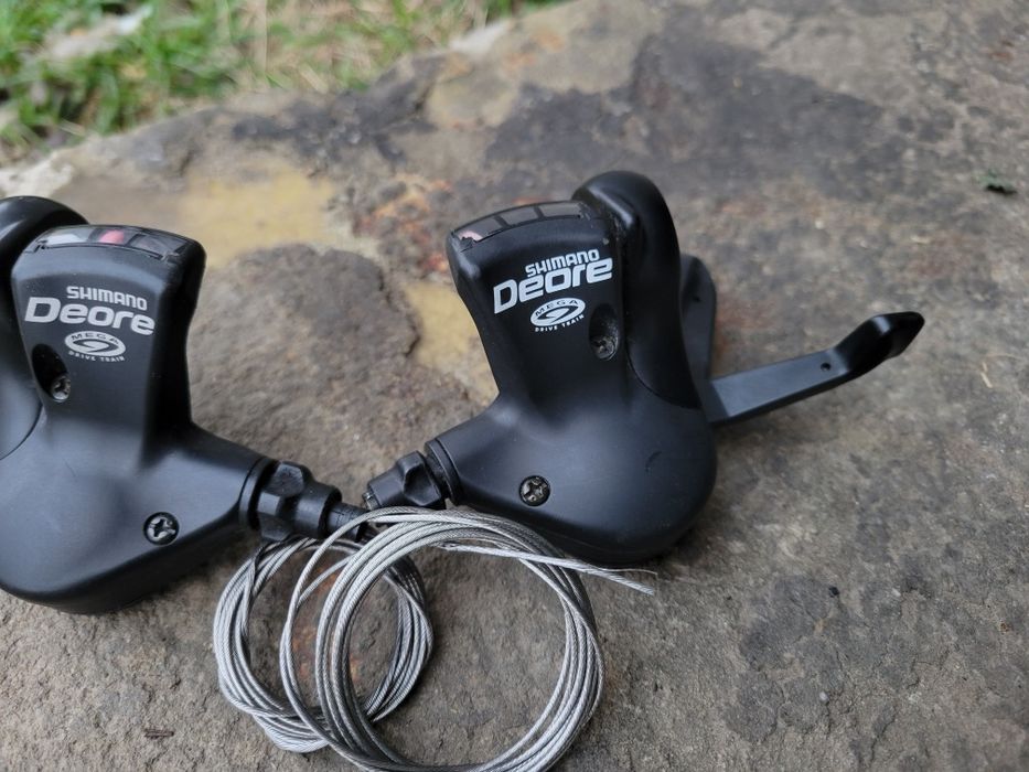 Манетки Shimano Deore
