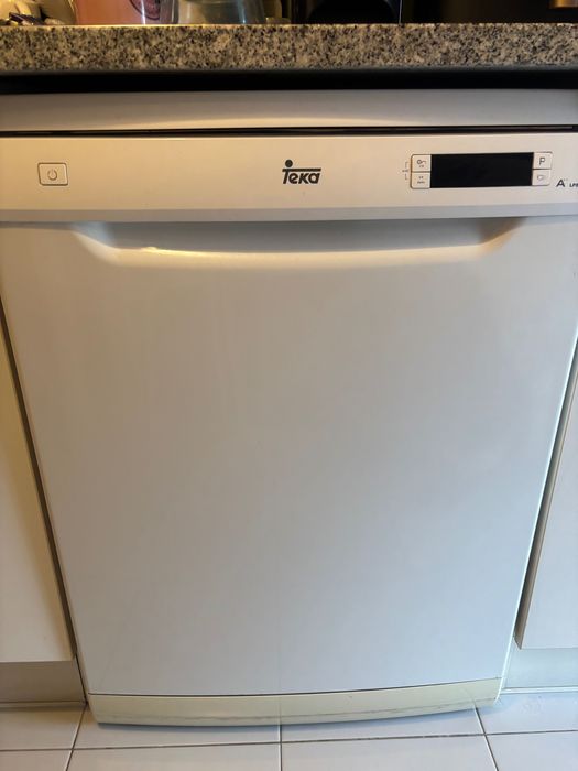 Vendo Máquina de lavar loiça Teka LP8 820 A++