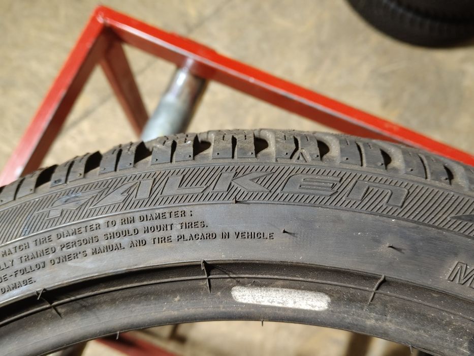 225/40R18 92 W Falken EuroWinter HS01     Z430/20B