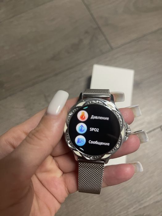 Смарт часы новые