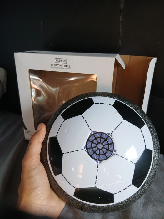 Vendo bola flutuante a cores