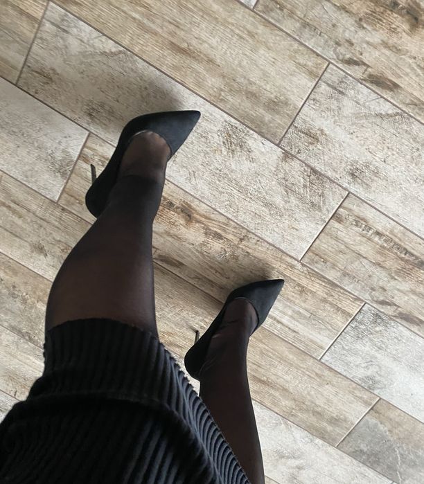 Klasyczne czarne szpilki