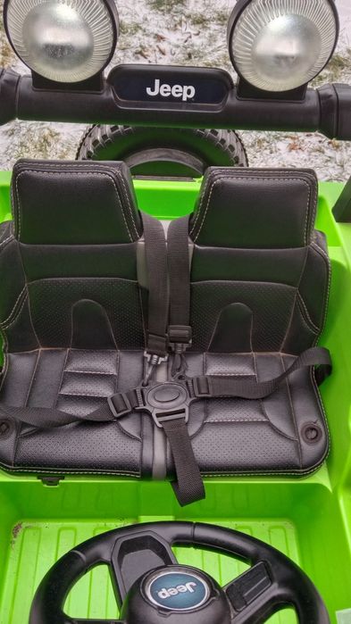 Дитячий електромобіль ,подарунок