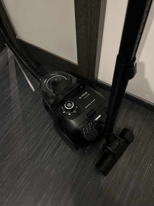 Колбовий Пилосос Bosch Serie 4