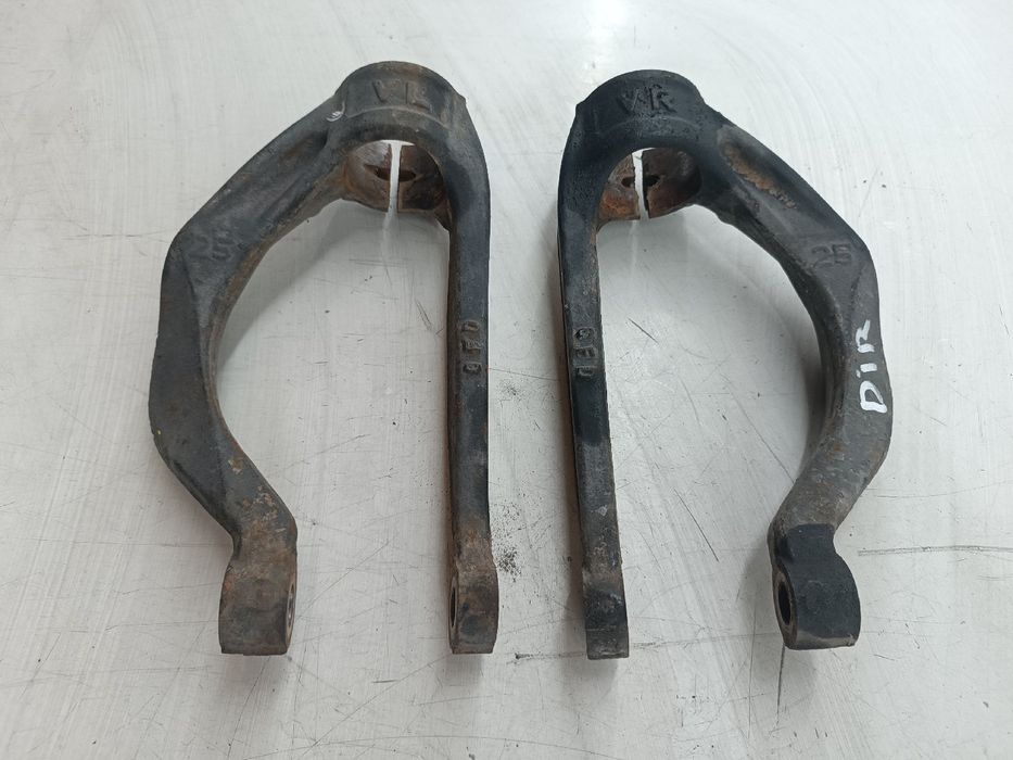 Braços de suspensão superiores esq./ drt. - HONDA CIVIC VI Fastback (MA, MB) | 94 - 01