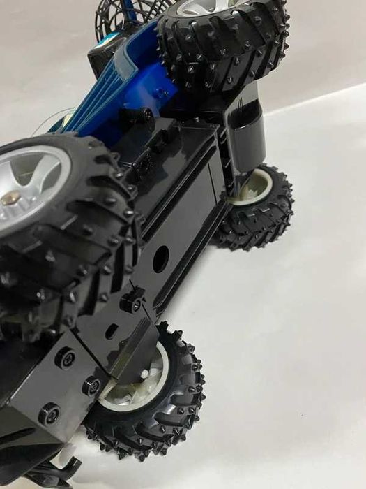 Carro telecomandado - Brave Vanguard