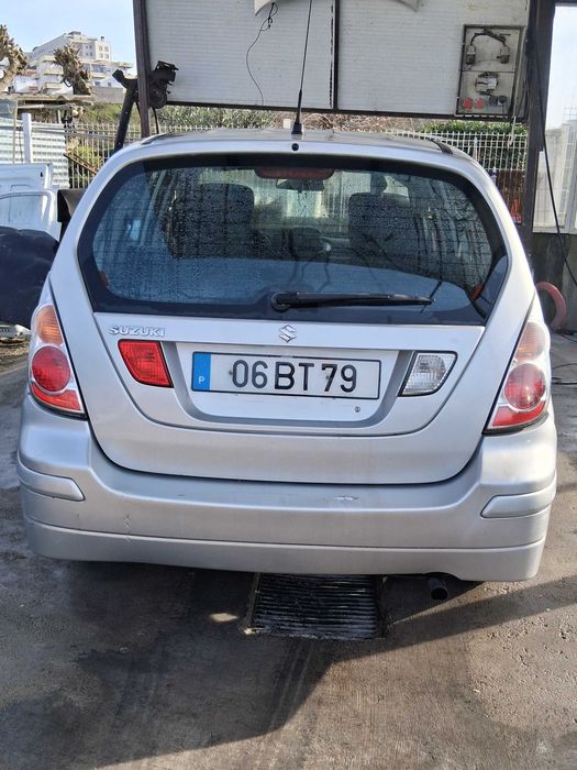SUZUKI LIANA  ano 2006