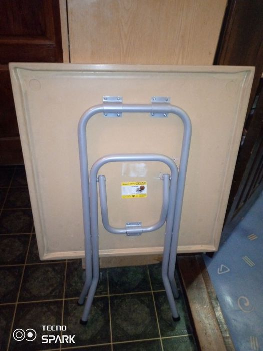 Стіл розкладний  для кемпінгу або на дачу