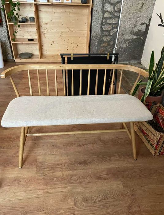 Mobília completa para café/restaurante – como nova