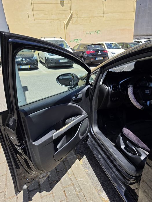 SEAT Leon — fotografia 5