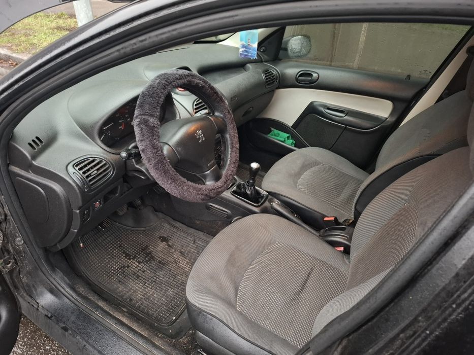 Peugeot 206 XR продам