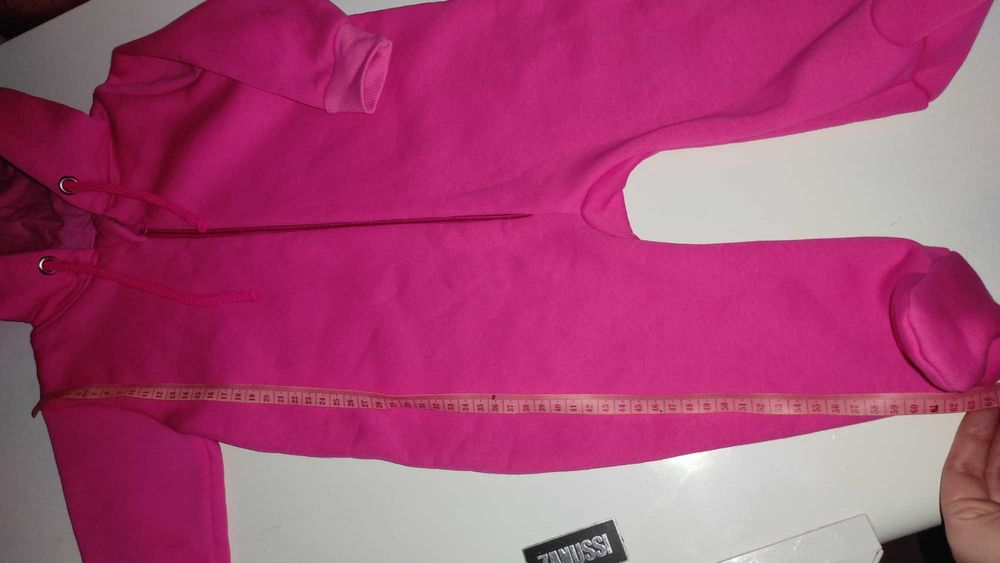 Теплий чоловічок на дівчинку