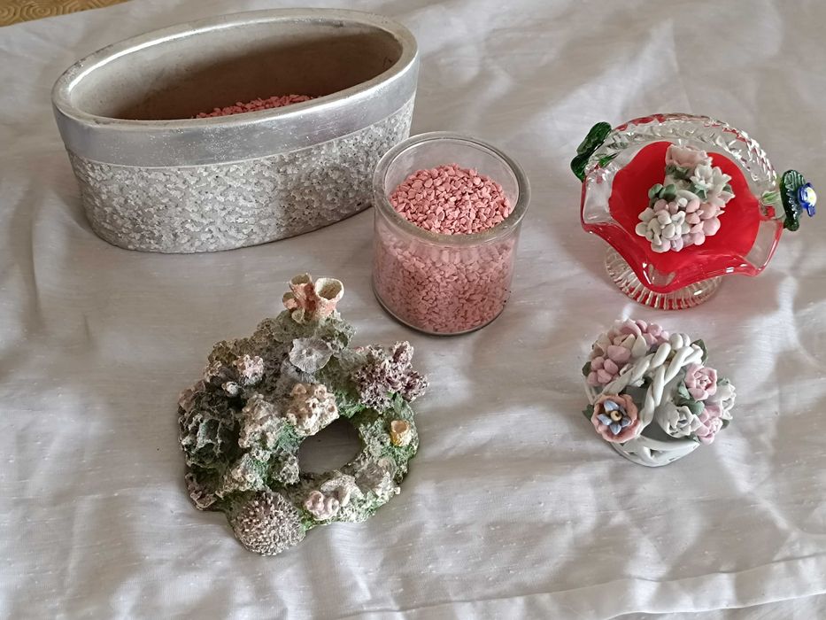 Conjunto de decoração Flores e Floreiras