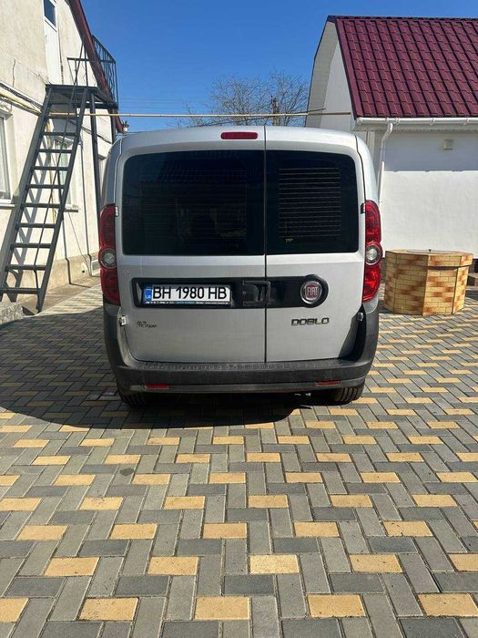 FIAT/Doblo 2012 року