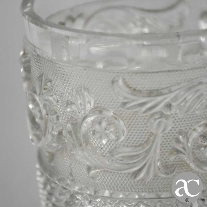 Par de copos em cristal lapidado da Vista Alegre 1ª metade do séc. XIX