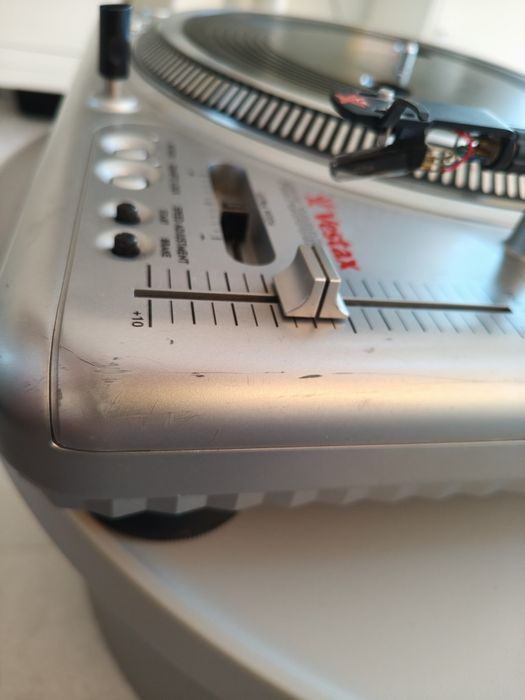 Gramofon Vestax PDX 2000 MK2